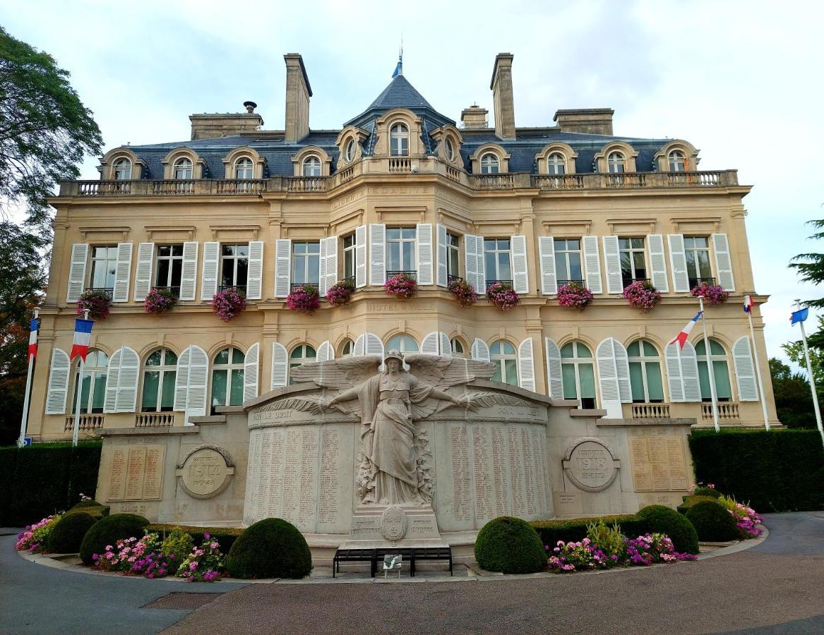 Epernay Capital De Champagne Apartment Ngoại thất bức ảnh