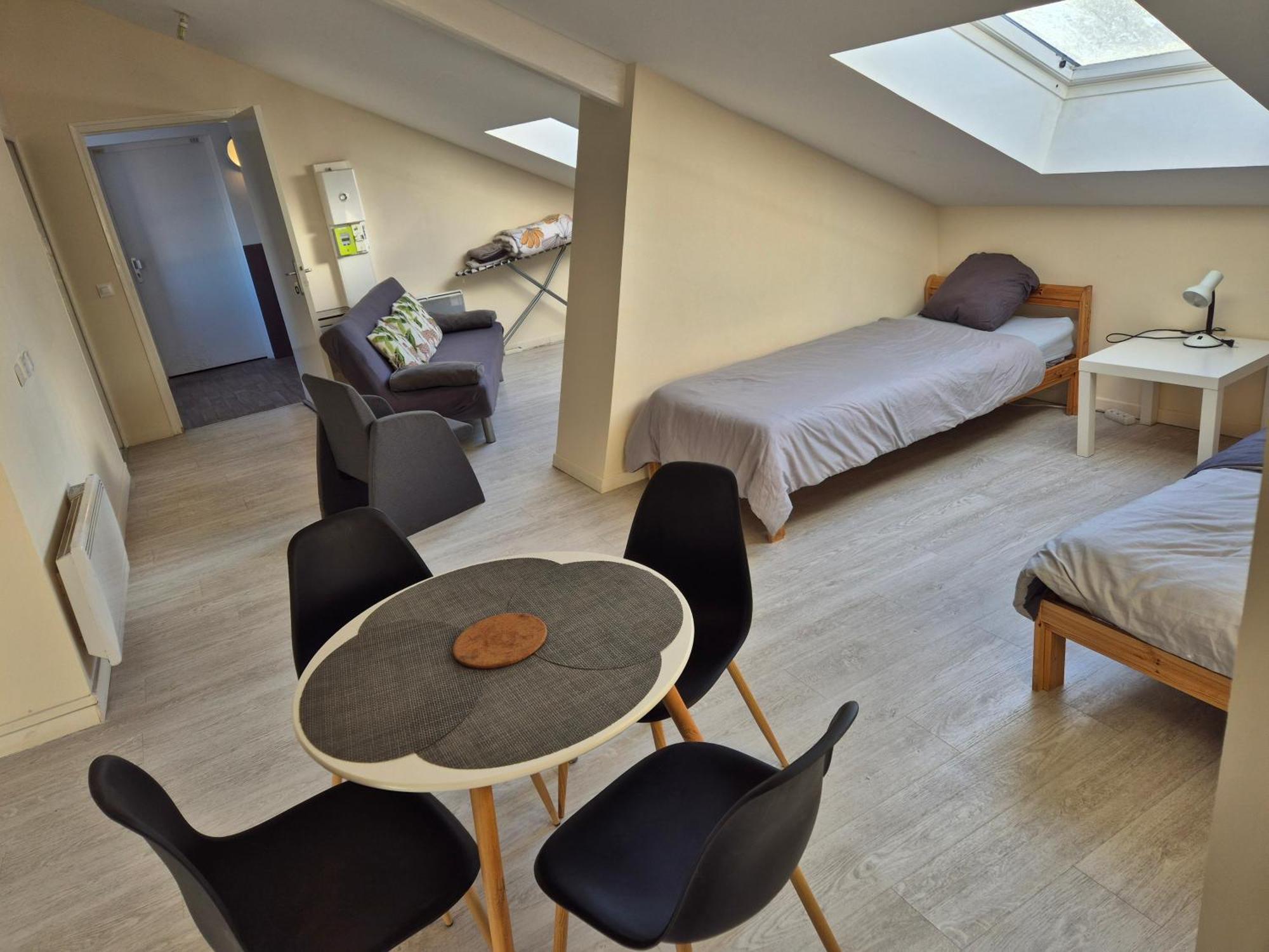 Epernay Capital De Champagne Apartment Phòng bức ảnh